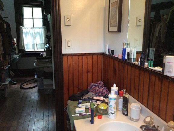 bathroom looking into dressingroom