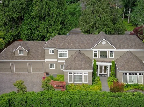3325 Cedar Ct, Lake Oswego, OR 97034
