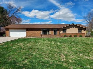 1322 W Magnolia St, Jasper, IN 47546