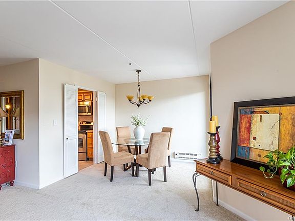 5th image of 300 High Point Dr APT 507