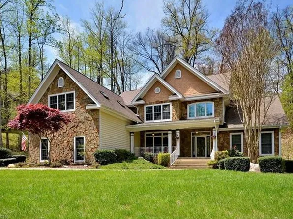 52 Marigold Ct, Waynesville, NC 28786