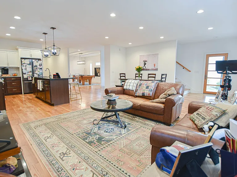 515 Wilcox St — Photo 3