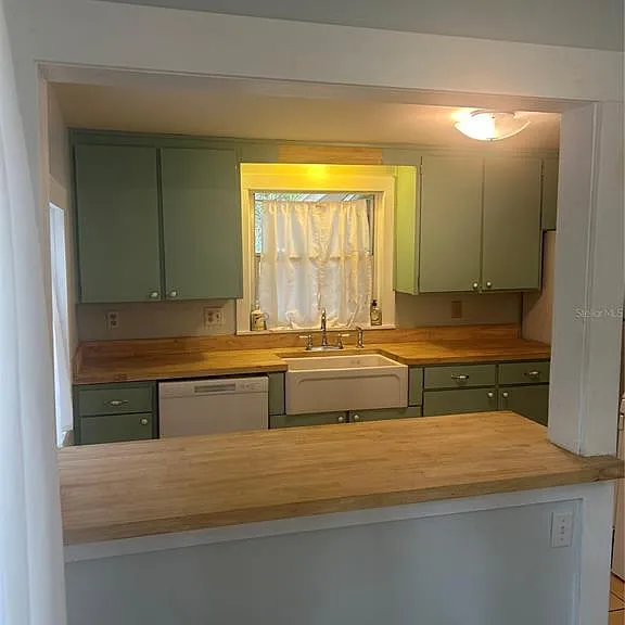 551 E 9th Ave — Photo 13