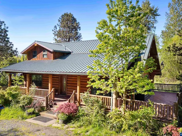 37782 River Dr, Lebanon, OR 97355