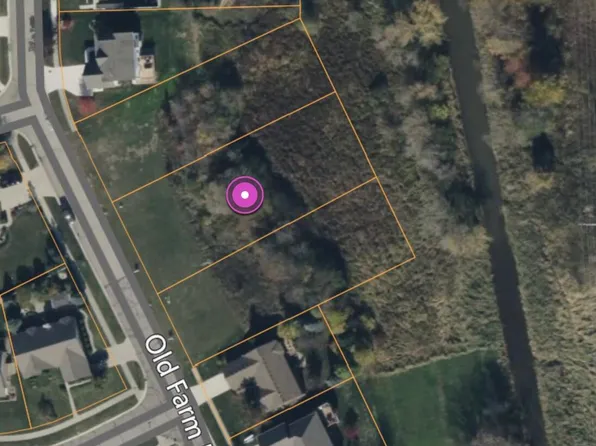 539 Old Farm Ln, Lapeer, MI 48446