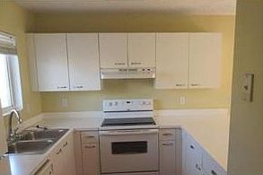3rd image of 6245 Kendale Lakes Cir #212
