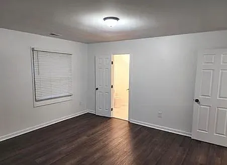 7895 Pavilion Dr — Photo 39