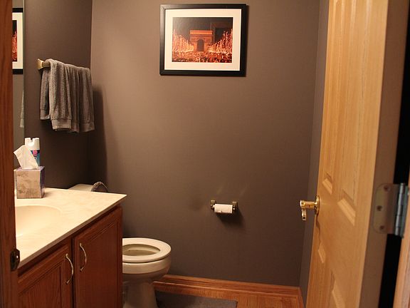 5th image of 3720 Antoine Ct