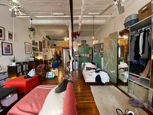 Rented by Nooklyn NYC LLC | media 30