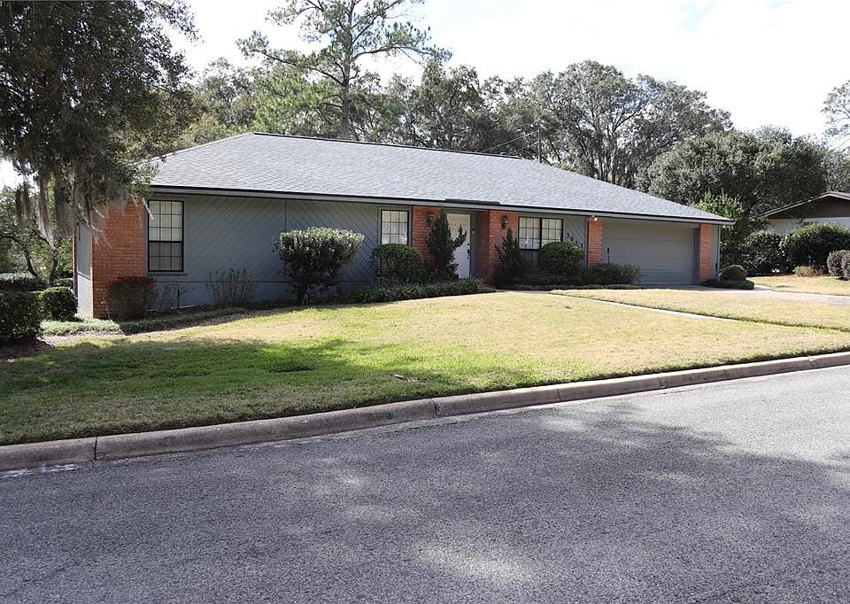 1st image of 3623 NW 13TH AVENUE