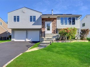 3361 Seawane Dr, Merrick, NY 11566