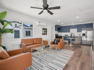51480 Avenida Obregon #B, La Quinta, CA 92253