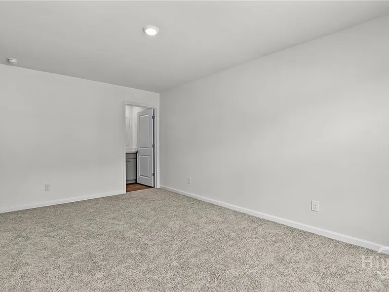 210 Coneflower Rd — Photo 18