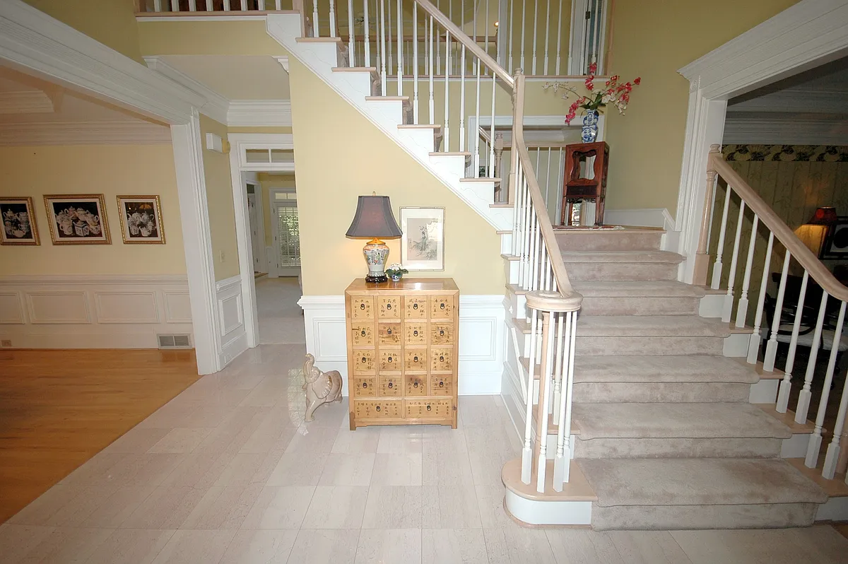 Building Photo - 9295 Tailey Cir
