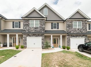 1634 Helmsdale Dr, Forest, VA 24551