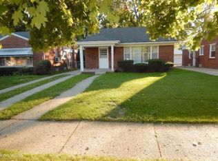 20012 Woodmont St, Harper Woods, MI