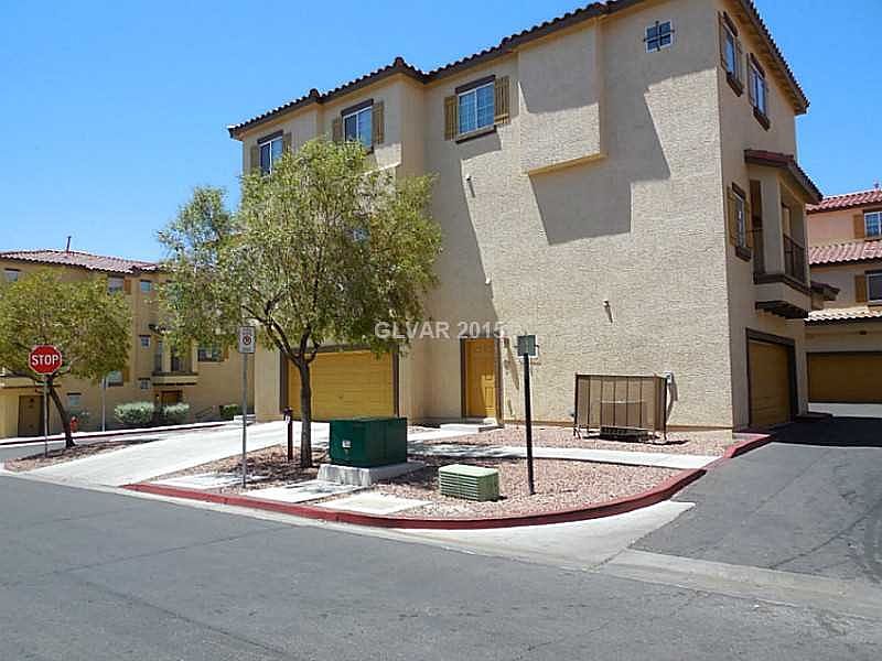 2nd image of 5925 Palmilla St