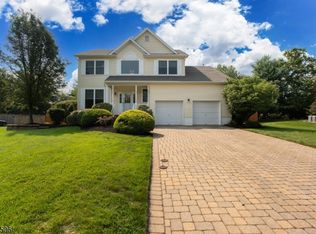 13 Wesley Rd, Hillsborough, NJ 08844