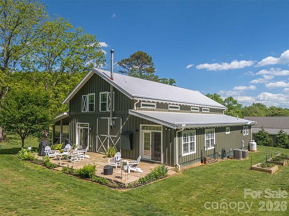 4th image of 367 Nannys Ln