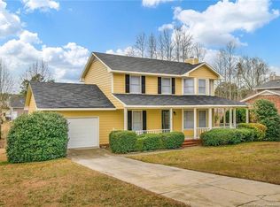 6863 Baystone Rd, Fayetteville, NC 28314