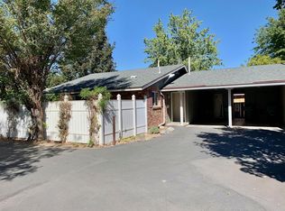 260 Hunter Lake Dr, Reno, NV 89509