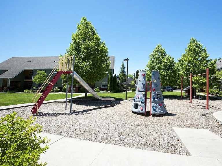 Apple Orchard Village — Photo 6