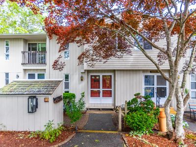 300 Buck Island Road #8B, West Yarmouth, MA, 02673