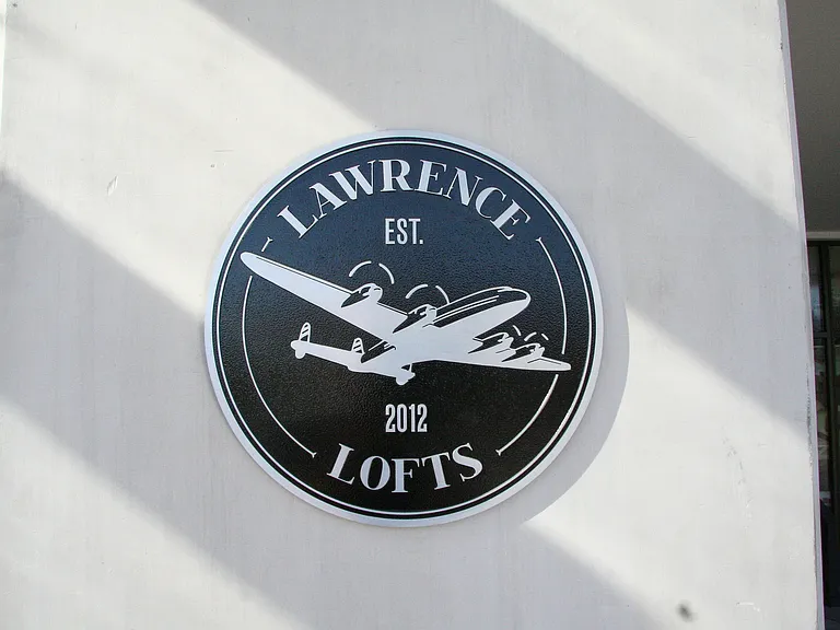 Lawrence Lofts — Photo 11