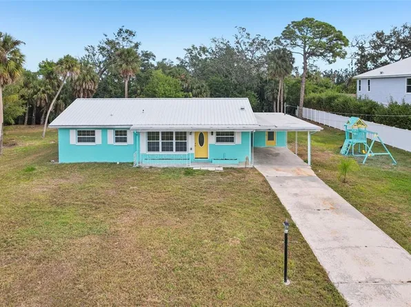 215 17th St NW, Ruskin, FL 33570