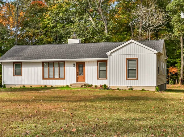4460 Ashland City Rd, Clarksville, TN 37043