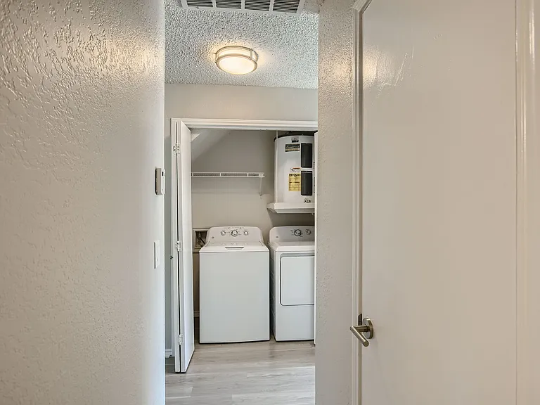 The Tallows Apartments — Photo 20
