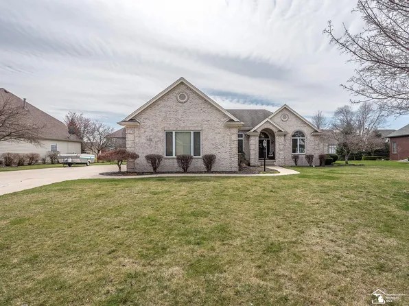 15188 Woodpine Dr, Monroe, MI 48161