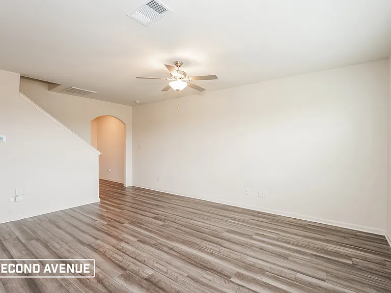 601 Micah Ln — Photo 6