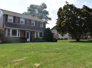 2524 Huntingdon Ln, Ardmore, PA 19003