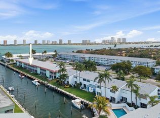 117 Lehane Terrace #205, North Palm Beach, FL 33408