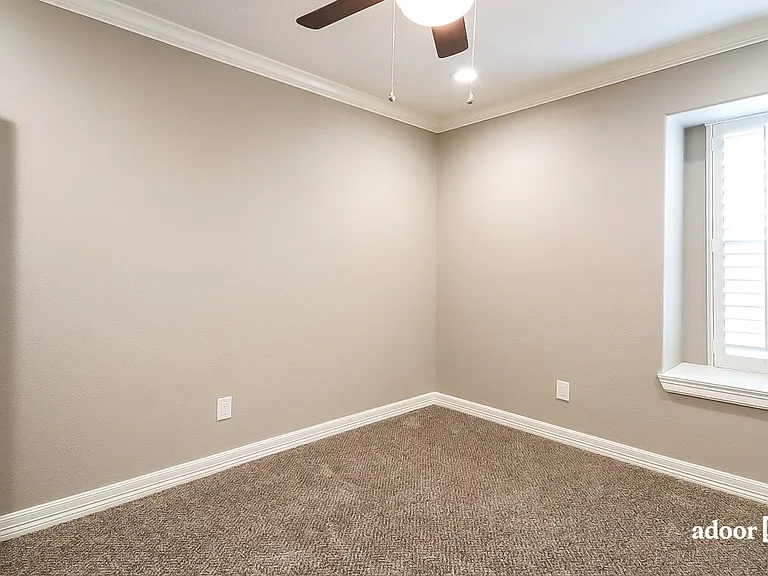 10329 Rockcrest Dr — Photo 8