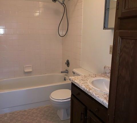 5th image of 2108 Golden Blvd