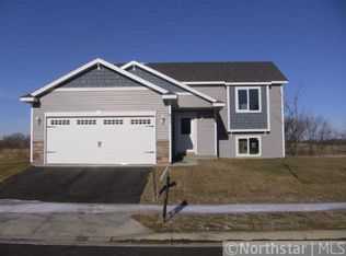 835 Apsen Ln, Montrose, MN 55363