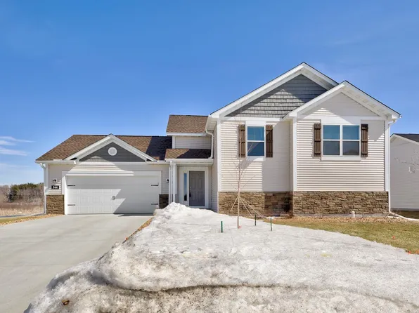 544 Pond View Dr SE, Lonsdale, MN 55046