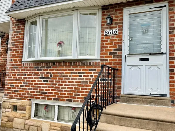8616 Glenloch St, Philadelphia, PA 19136
