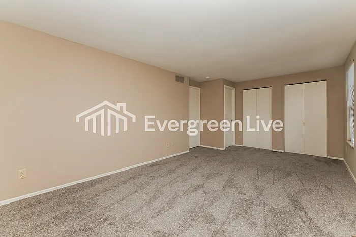 7689 Mount Hood Dr — Photo 9