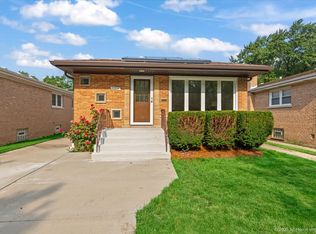 11214 S Sacramento Ave, Chicago, IL 60655