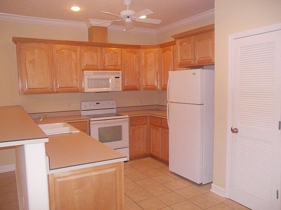 3rd image of 168 Cypress Run Dr