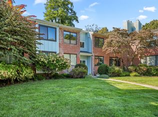 61 Hills Ln #61, Westport, CT