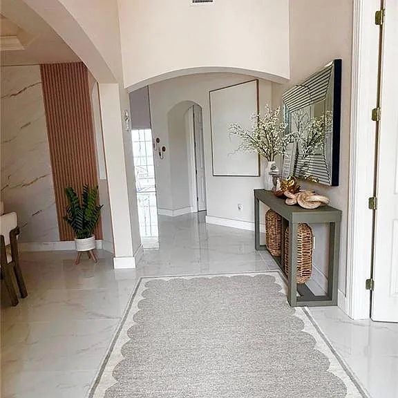 E Riverside Dr — Photo 14