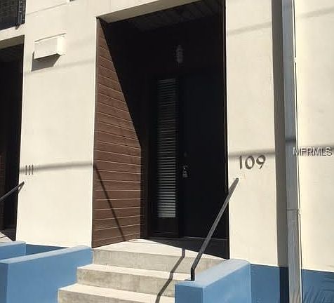3rd image of 217 N 12th St APT 109