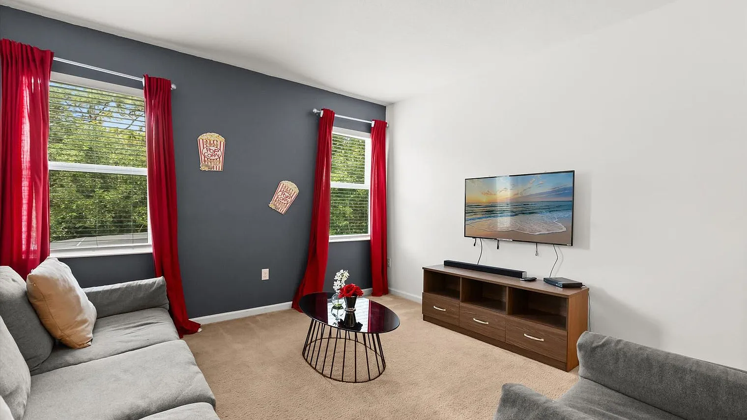 8 bed, 5.0 bath, 3239 sqft, $8,003 — Photo 3
