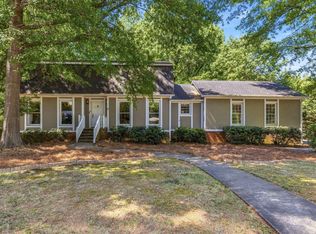 204 Fernbrook Cir, Spartanburg, SC 29307