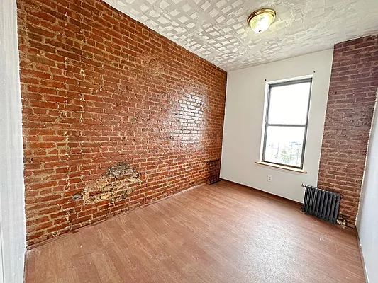 Rented by Brooklyn Property Group LLC | media 7