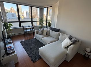 938 Smithe St #1826, Vancouver, BC